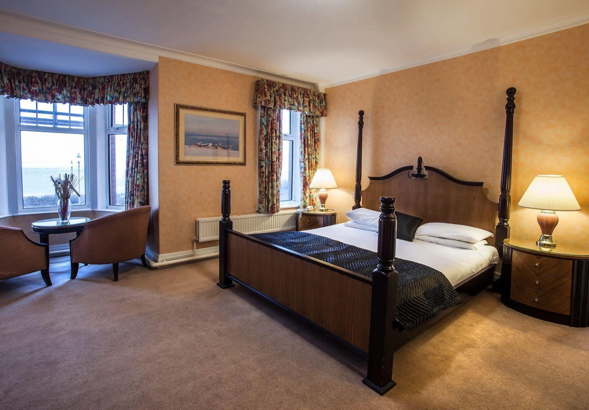 The Savoy Hotel (Adults Only) Blackpool Ngoại thất bức ảnh